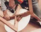 ساخت میز و صندلی چوبی