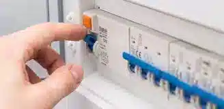 نصب محافظ برق