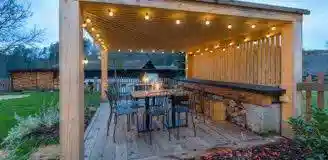 ساخت آلاچیق چوبی