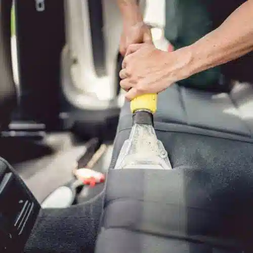 قیمت خشکشویی و شستشوی صندلی ماشین