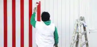 رنگ آمیزی درب حیاط