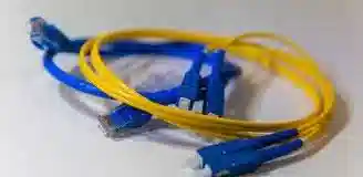 سیم کشی فیبر نوری