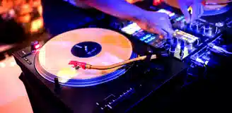 دی جی عروسی